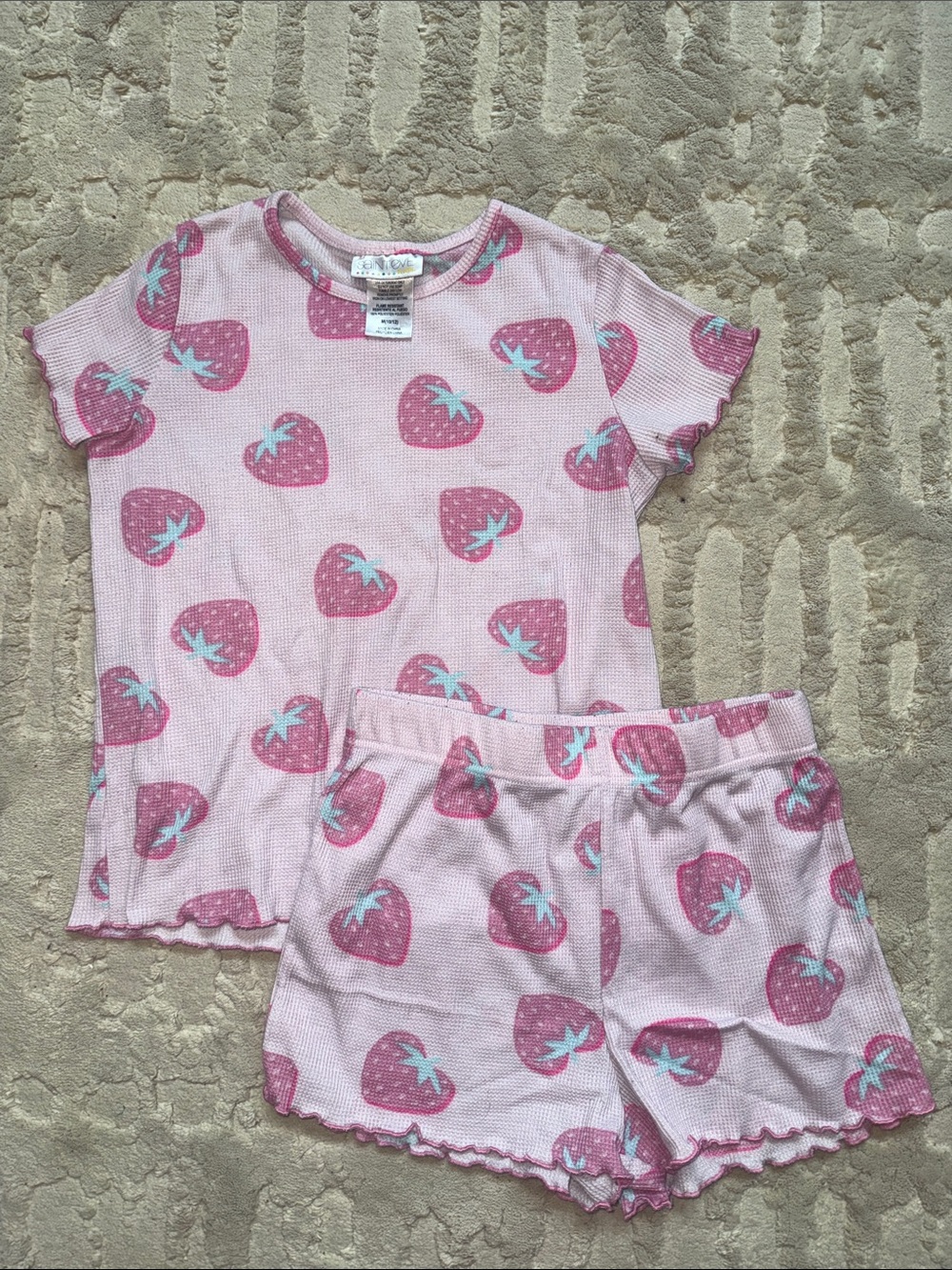 Saint Eve Kids Girls' Strawberry Print Short Sleeve Pajama Set - Pink M 10/12